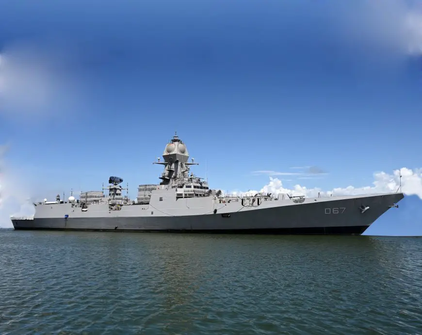 नौसेना डॉकयार्ड में पी15बी स्टेल्थ गाइडेड प्रेक्षपास्त्र विध्वंसक मोर्मूगाओ को भारतीय नौसेना में शामिल किया जाएगा