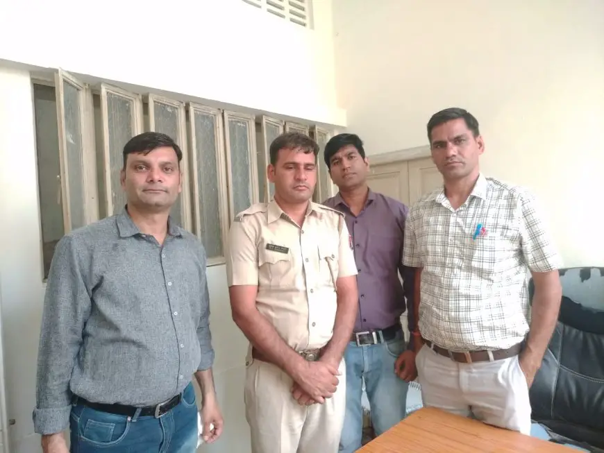 उदयपुर में पुलिस कानिस्टेबल 10 हजार रुपये रिश्वत लेते रंगे हाथों गिरफ्तार