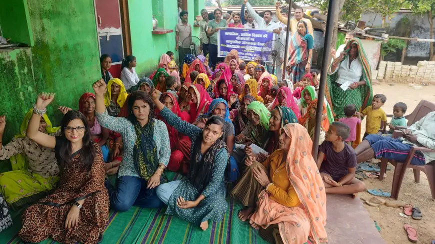 दलित अधिकार के द्वारा ग्राम लेदोर  में सामाजिक व आर्थिक विकास की योजनाओं पर सामुदायिक जागरूकता शिविर का किया सफल आयोजन